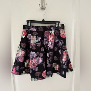 Metallic Flower Print Skirt